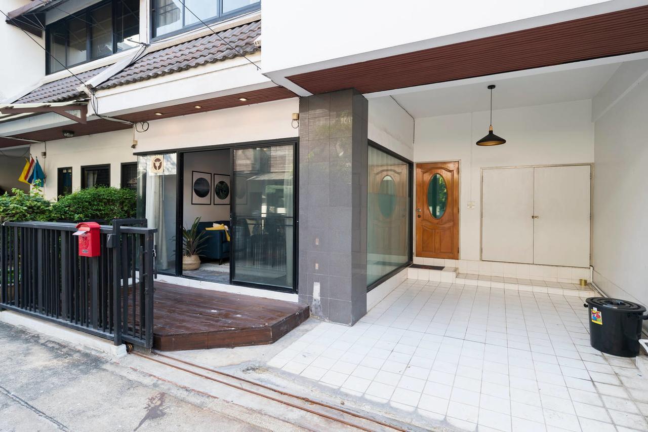 Villa Adelis 55 Bangkok Exterior foto